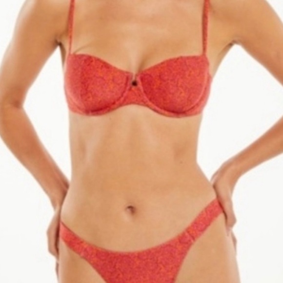VIX Bikini “D” Cup - New with tags 🌴🌴🌴
